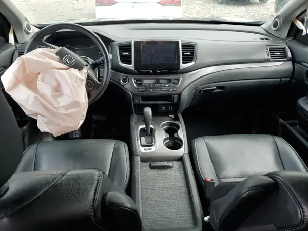 5FNYF5H57JB019498 2018 HONDA PILOT - Image 8