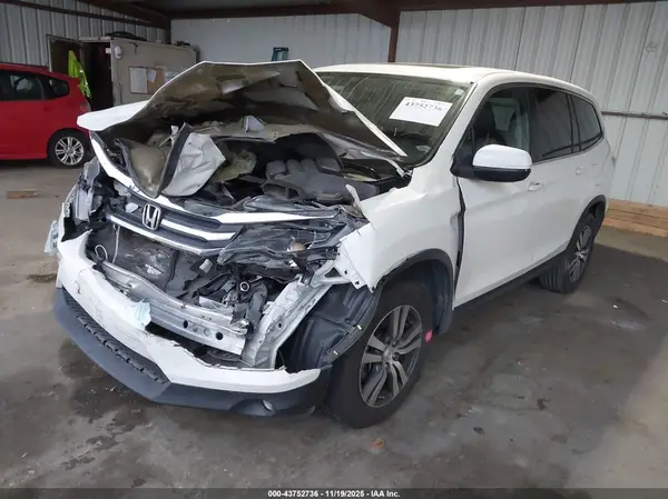 5FNYF5H57JB024166 2018 HONDA PILOT - Image 2