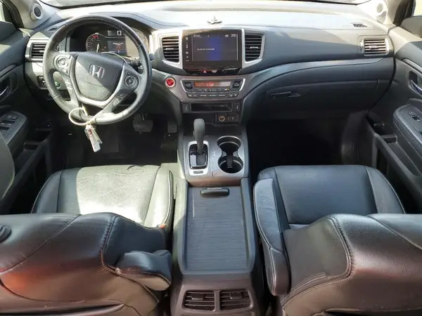 5FNYF5H57JB024331 2018 HONDA PILOT - Image 8