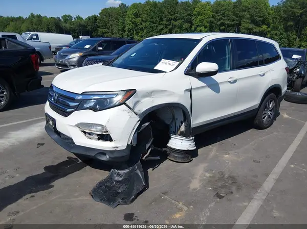 5FNYF5H57JB026189 2018 HONDA PILOT - Image 2