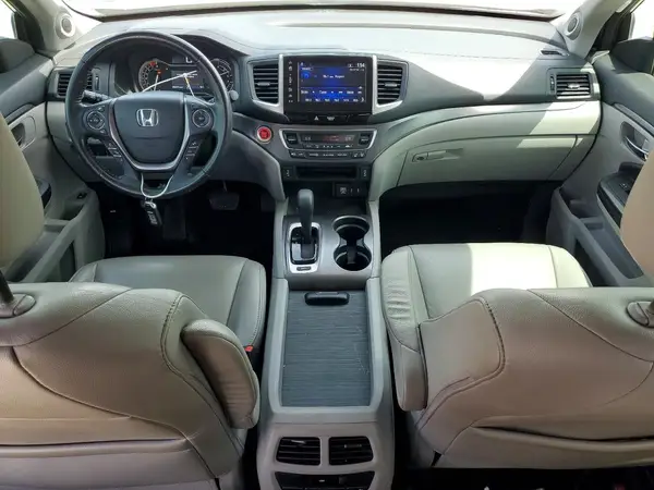 5FNYF5H57JB032252 2018 HONDA PILOT - Image 8