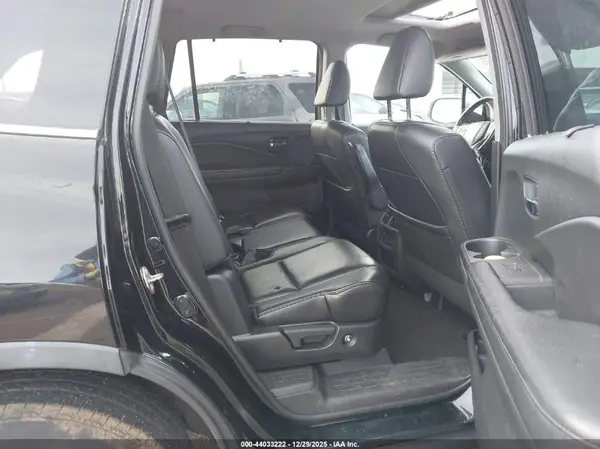5FNYF5H57KB029353 2019 HONDA PILOT - Image 8