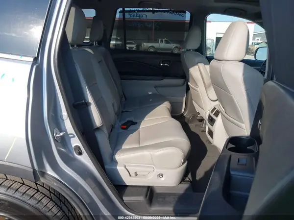 5FNYF5H57KB031474 2019 HONDA PILOT - Image 8