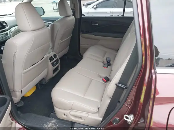 5FNYF5H57KB040398 2019 HONDA PILOT - Image 8