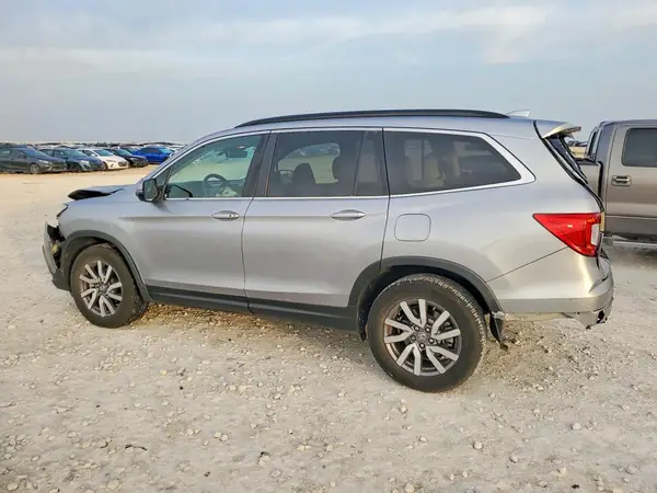 5FNYF5H57KB045858 2019 HONDA PILOT - Image 2