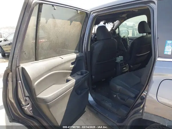 5FNYF5H57LB026745 2020 HONDA PILOT - Image 8