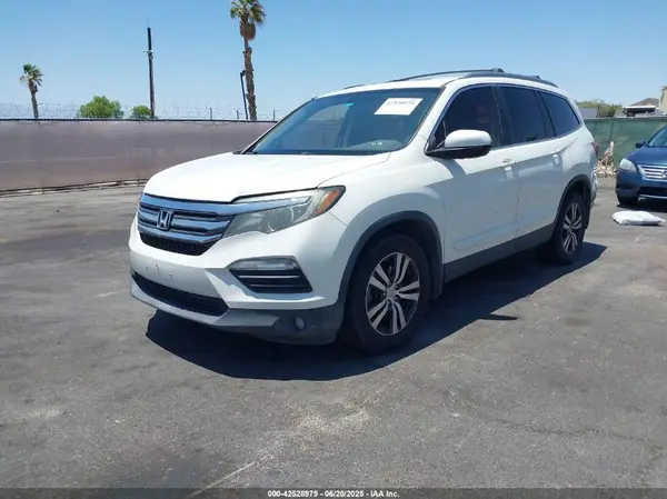 5FNYF5H58GB028073 2016 HONDA PILOT - Image 2