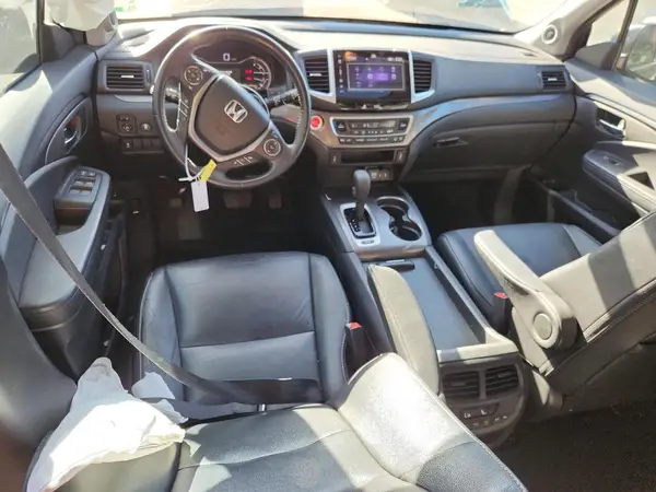 5FNYF5H58HB011629 2017 HONDA PILOT - Image 8
