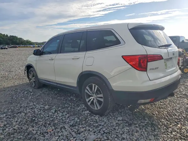 5FNYF5H58HB015745 2017 HONDA PILOT - Image 2