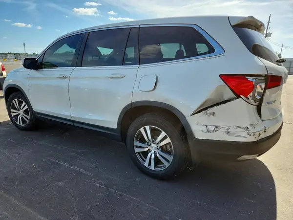 5FNYF5H58HB025644 2017 HONDA PILOT - Image 2