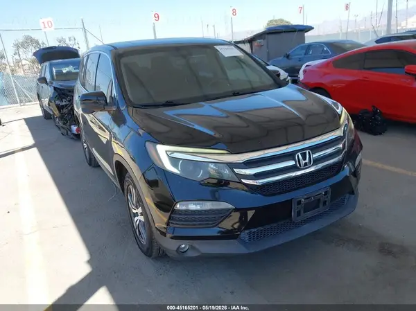 5FNYF5H58HB026731 2017 HONDA PILOT - Image 1