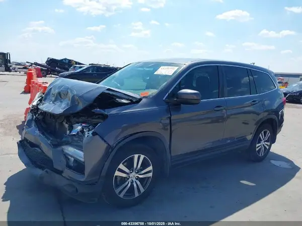 5FNYF5H58HB027491 2017 HONDA PILOT - Image 2