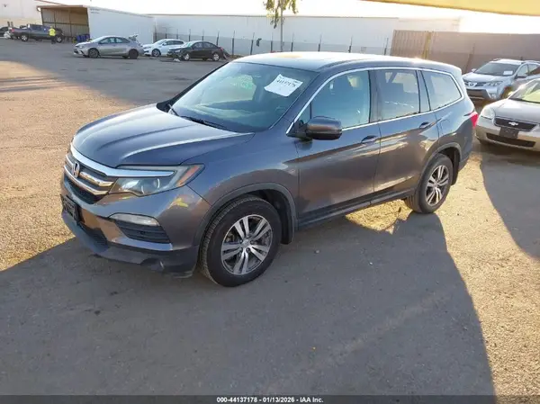 5FNYF5H58HB030861 2017 HONDA PILOT - Image 2