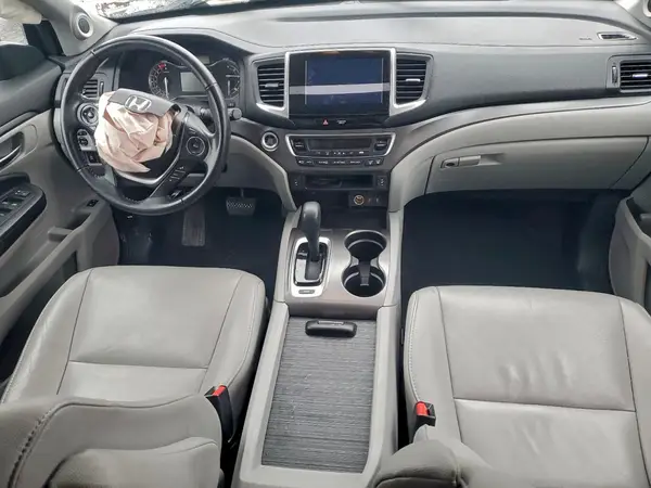 5FNYF5H58HB039009 2017 HONDA PILOT - Image 8
