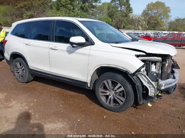 5FNYF5H58HB044131 2017 HONDA PILOT - Image 1