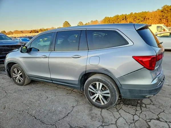 5FNYF5H58HB046123 2017 HONDA PILOT - Image 2