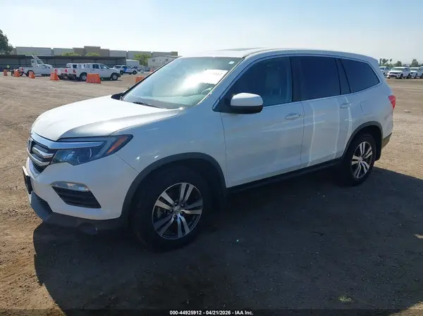 5FNYF5H58JB000295 2018 HONDA PILOT - Image 2