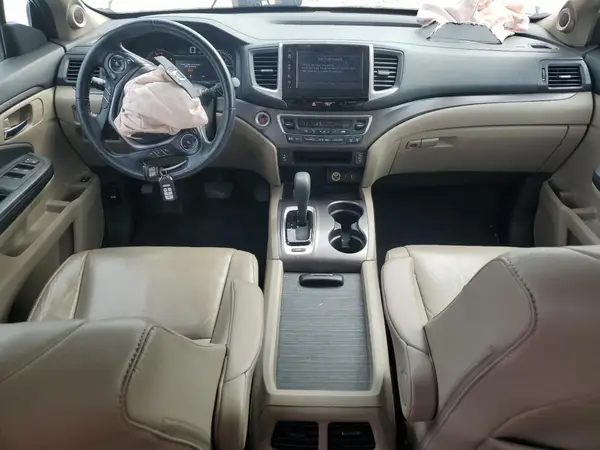 5FNYF5H58JB003603 2018 HONDA PILOT - Image 8