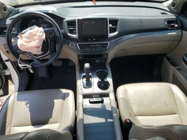 5FNYF5H58JB004492 2018 HONDA PILOT - Image 8