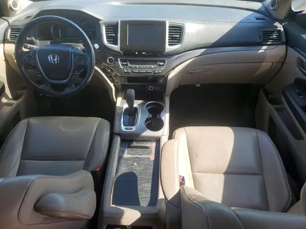5FNYF5H58JB004508 2018 HONDA PILOT - Image 8