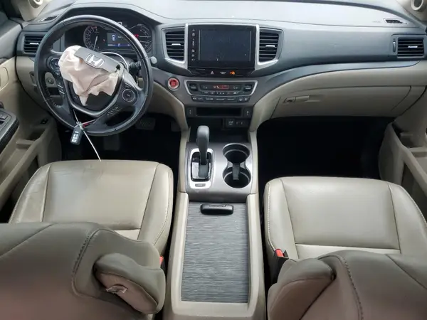 5FNYF5H58JB004511 2018 HONDA PILOT - Image 8