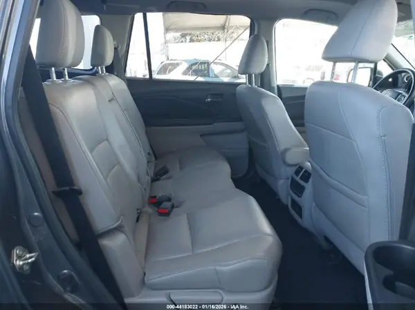 5FNYF5H58JB016660 2018 HONDA PILOT - Image 8