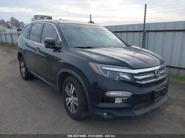 5FNYF5H58JB021924 2018 HONDA PILOT - Image 1