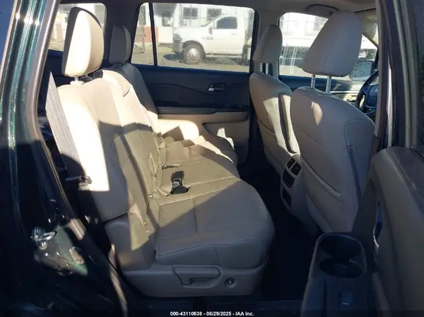 5FNYF5H58JB032356 2018 HONDA PILOT - Image 8