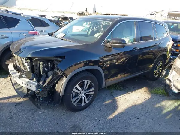 5FNYF5H58JB033359 2018 HONDA PILOT - Image 2
