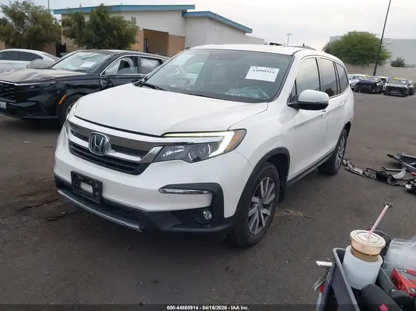 5FNYF5H58KB035324 2019 HONDA PILOT - Image 2