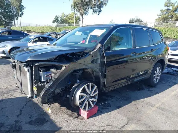 5FNYF5H58KB044315 2019 HONDA PILOT - Image 2