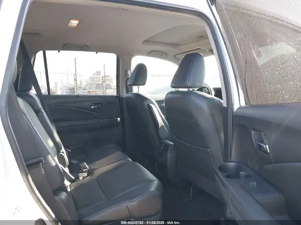 5FNYF5H58LB009372 2020 HONDA PILOT - Image 8