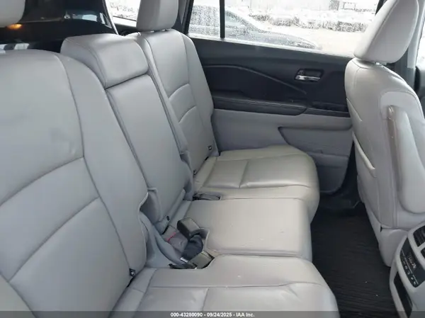 5FNYF5H59GB004283 2016 HONDA PILOT - Image 8