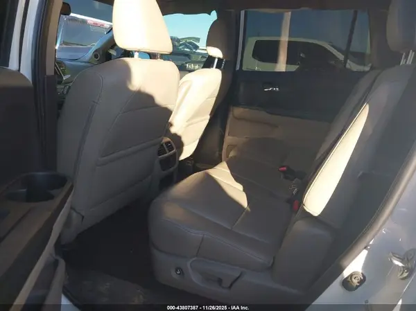 5FNYF5H59GB020628 2016 HONDA PILOT - Image 8