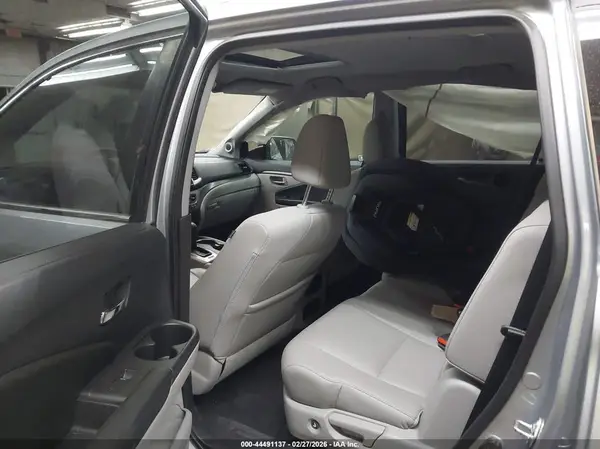 5FNYF5H59HB007539 2017 HONDA PILOT - Image 8