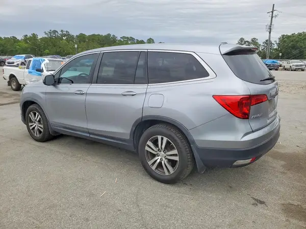 5FNYF5H59HB015690 2017 HONDA PILOT - Image 2