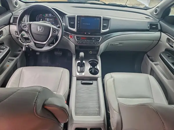 5FNYF5H59HB016564 2017 HONDA PILOT - Image 8