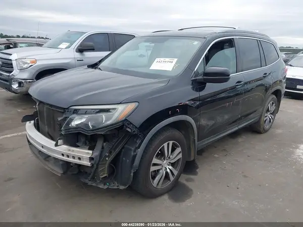 5FNYF5H59HB023885 2017 HONDA PILOT - Image 2