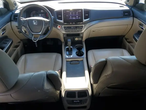 5FNYF5H59JB002069 2018 HONDA PILOT - Image 8