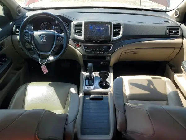 5FNYF5H59JB009698 2018 HONDA PILOT - Image 8