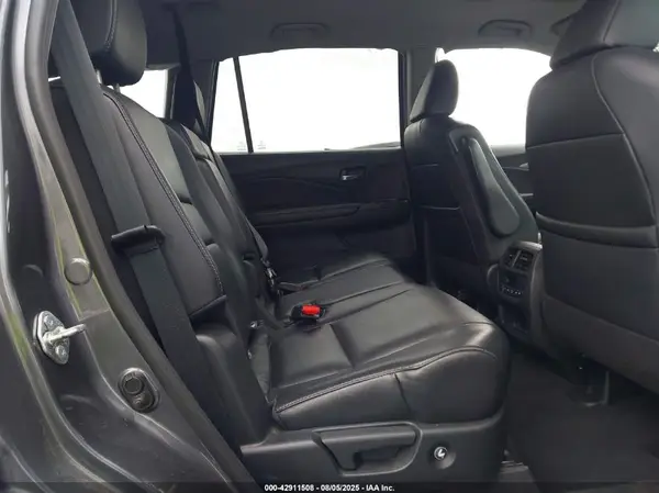 5FNYF5H59JB013444 2018 HONDA PILOT - Image 8