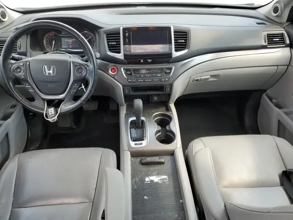 5FNYF5H59JB018711 2018 HONDA PILOT - Image 8