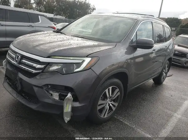 5FNYF5H59JB024265 2018 HONDA PILOT - Image 2