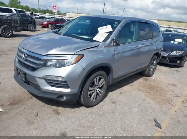 5FNYF5H59JB024993 2018 HONDA PILOT - Image 2