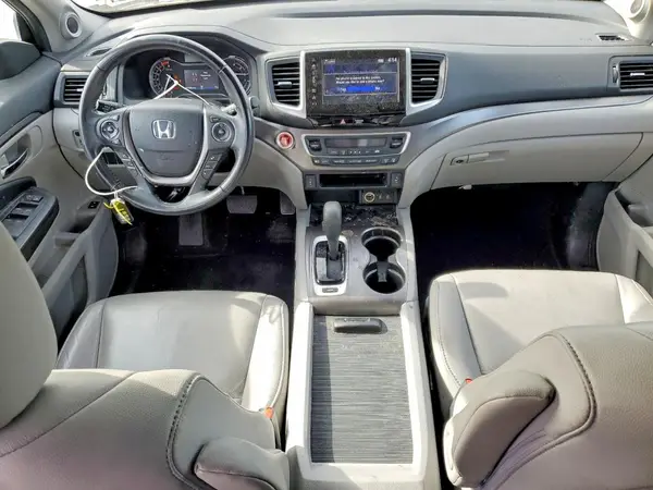 5FNYF5H59JB027912 2018 HONDA PILOT - Image 8
