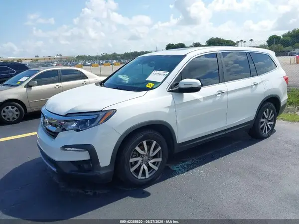 5FNYF5H59LB028268 2020 HONDA PILOT - Image 2