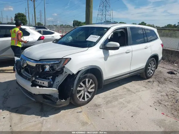 5FNYF5H59MB017028 2021 HONDA PILOT - Image 2