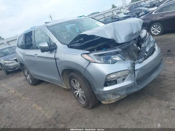 5FNYF5H5XHB008070 2017 HONDA PILOT - Image 1