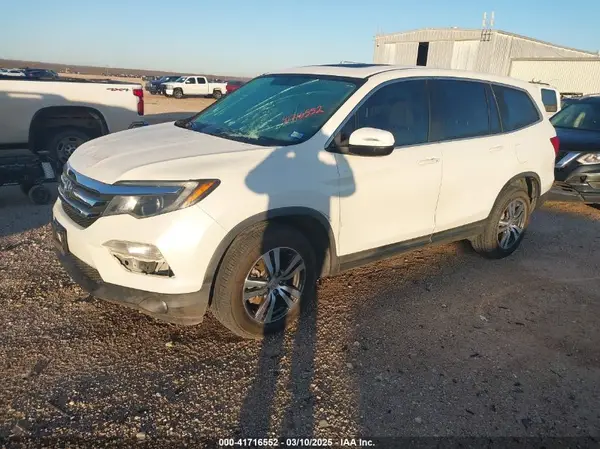 5FNYF5H5XHB009655 2017 HONDA PILOT - Image 2