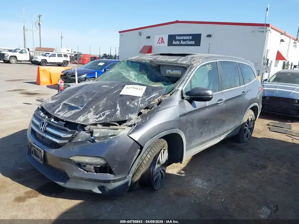 5FNYF5H5XHB025497 2017 HONDA PILOT - Image 2